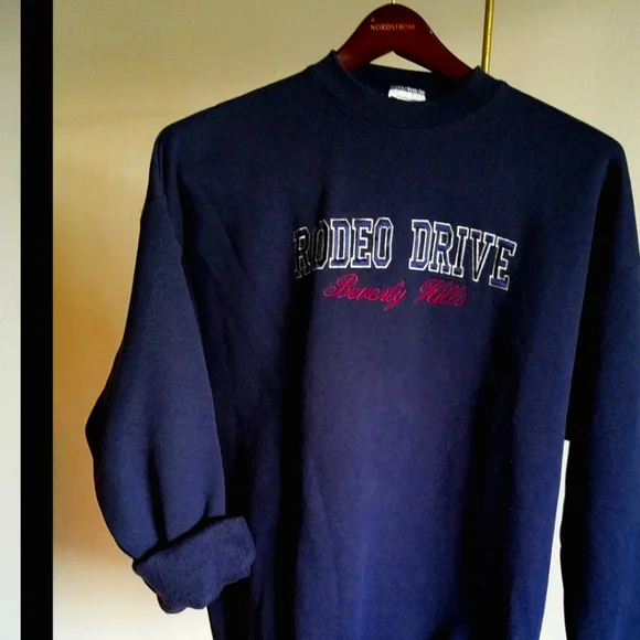 Eddie Bauer BeverlyHills Dark Blue Heavy Duty Embroidered Crewneck XL Sweatshirt - Picture 1 of 5